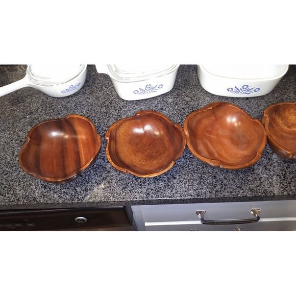 S.C. Vizcarra hand carved salad serving - Picture 4 of 6